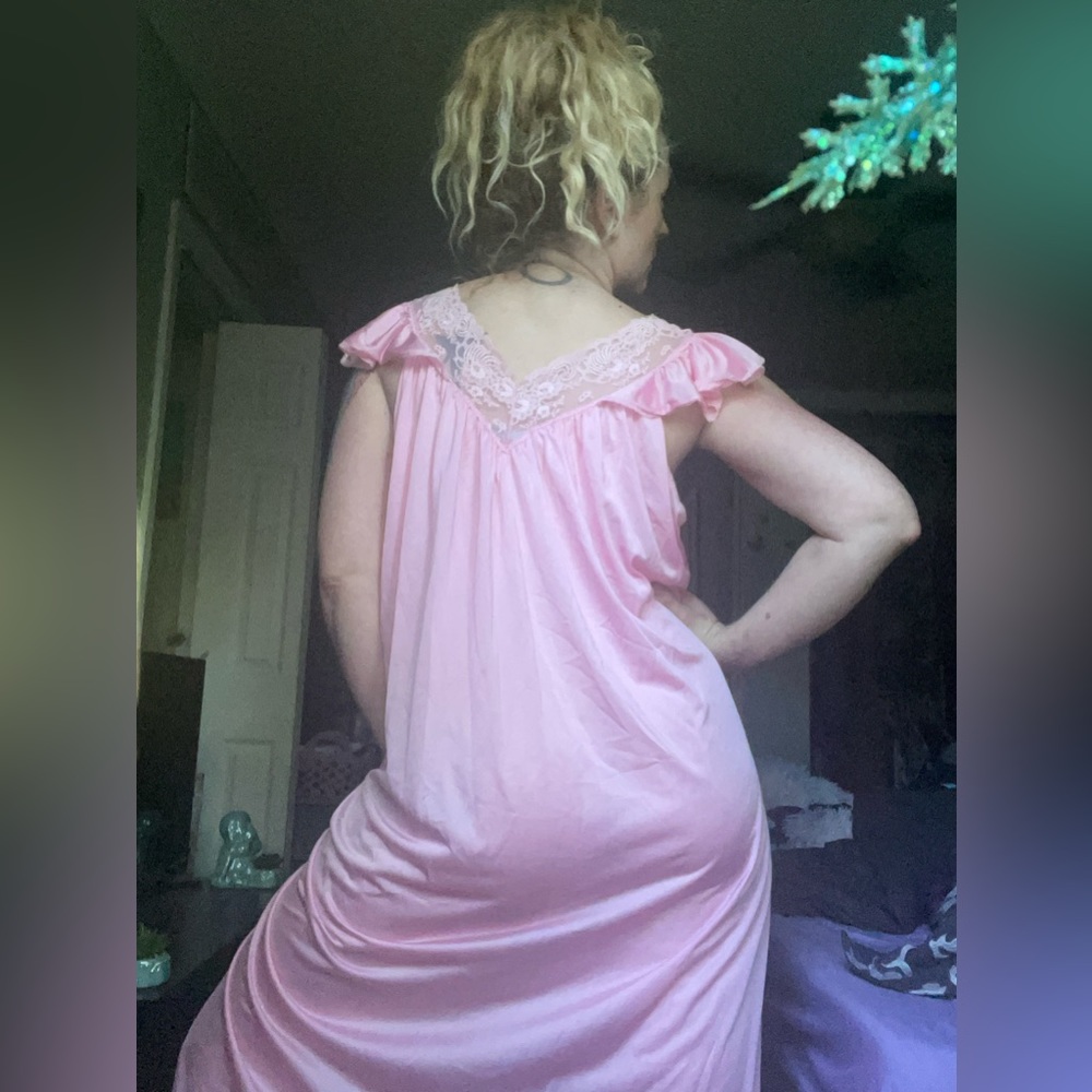 🌸VINTAGE 80’s Full Length Pink Nightgown 🌸 - Picture 8 of 12